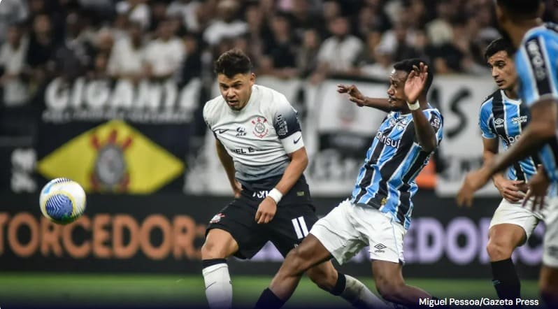 Corinthians marca no fim e arranca empate do Grêmio em Itaquera